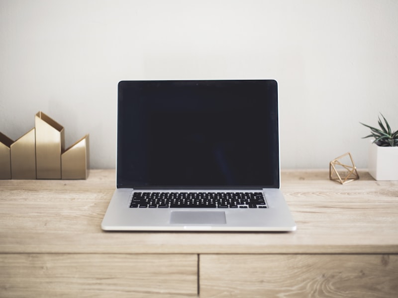 Dell XPS 15 (2025)